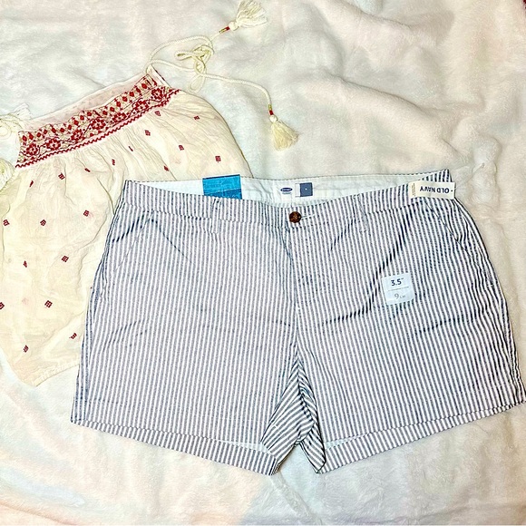 NWT Old Navy Thin Striped 3.5” Short Shorts Sz 16 - Picture 1 of 4